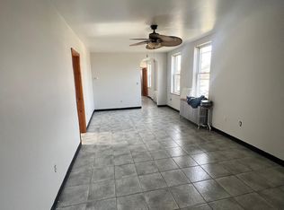 82 Fortfield Ave FLOOR 2, Yonkers, NY 10701