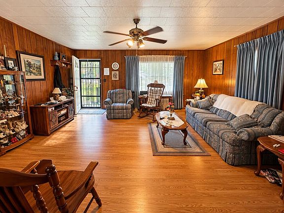 2nd image of 659 Ratliff Creek Rd