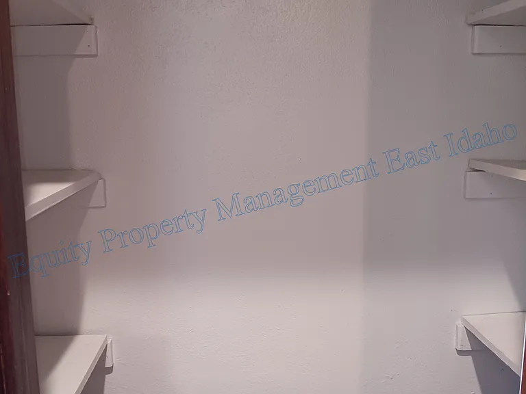 416 W Lewis St #114 — Photo 12