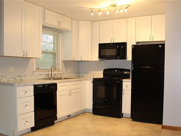 2nd image of 2730 Birchwood Way SW