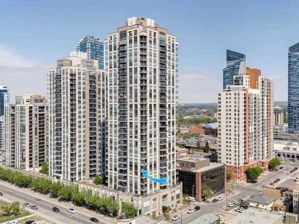 1111 E 10th St SW #806, Calgary, AB T2R 1E3