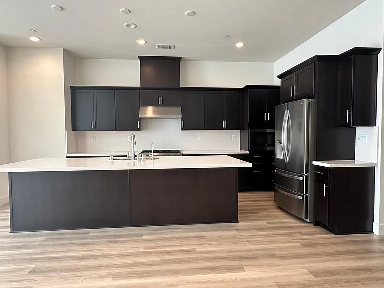 2918 Turner Ave — Photo 40