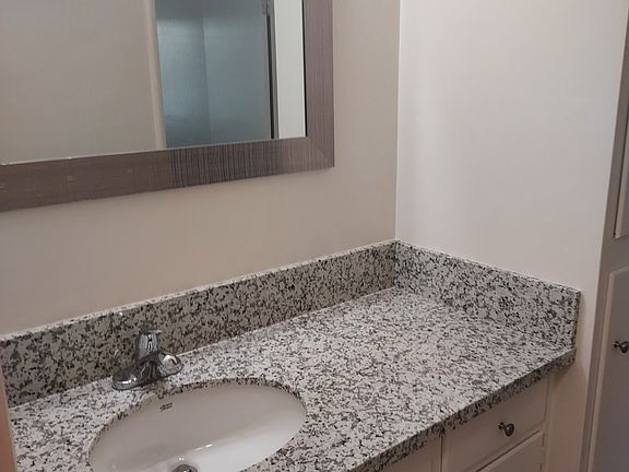2nd image of 500 King Ave APT 20