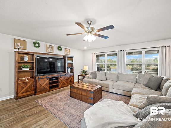 5th image of 8299 Ogilvy Ct