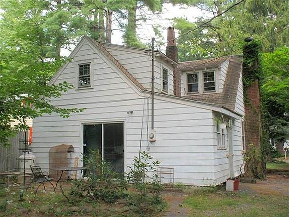 5th image of 1 Esopus Ave