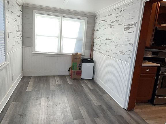 2nd image of 43 Chisholm Rd