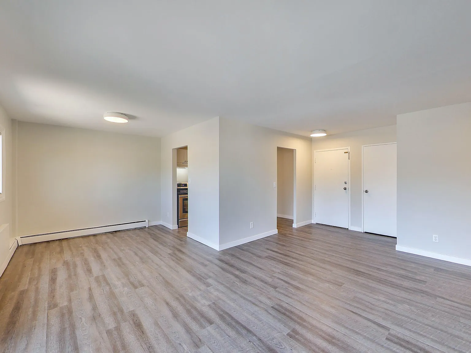 233 Durand St — Photo 4