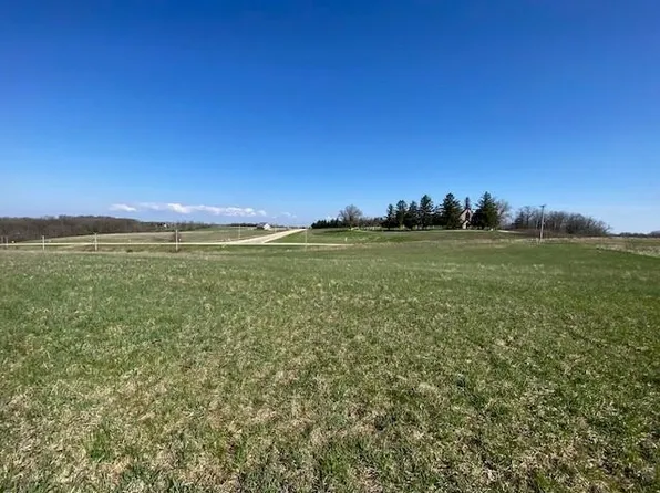 5 State Highway 39, Blanchardville, WI 53516
