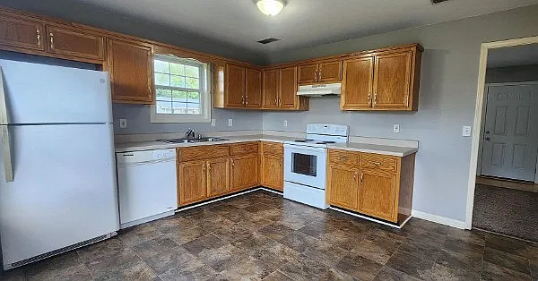 2 bed, 918 sqft, $995 — Photo 4