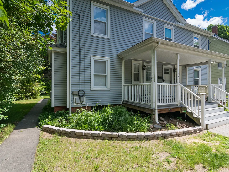 5 Greenwood Ct