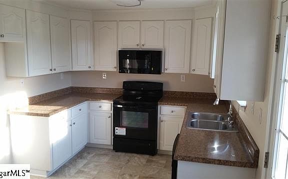 4th image of 136 Beaver Creek Dr