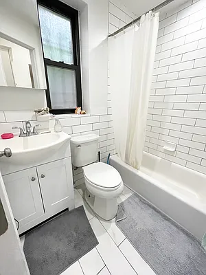 Rented by Oxford Property Group | media 25