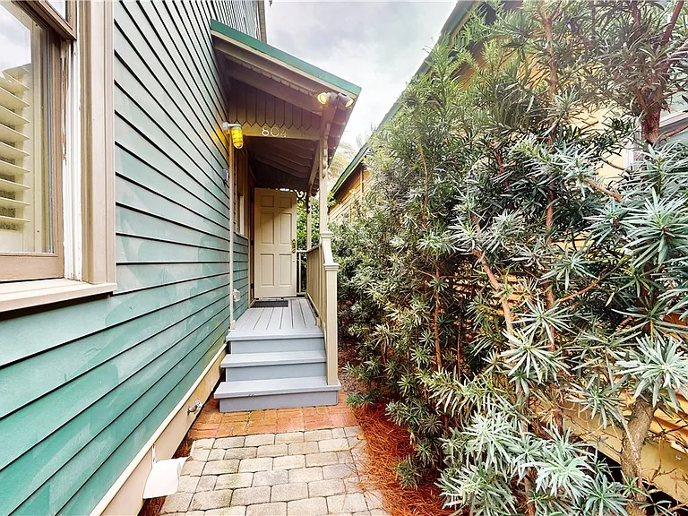 804 Howe St #B — Photo 3