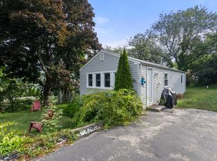 54 Pearl St, Plymouth, MA 02360