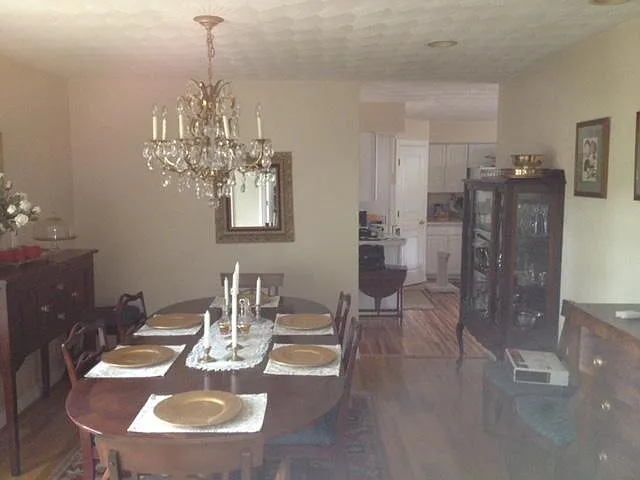 1936 Sandee Cres — Photo 8