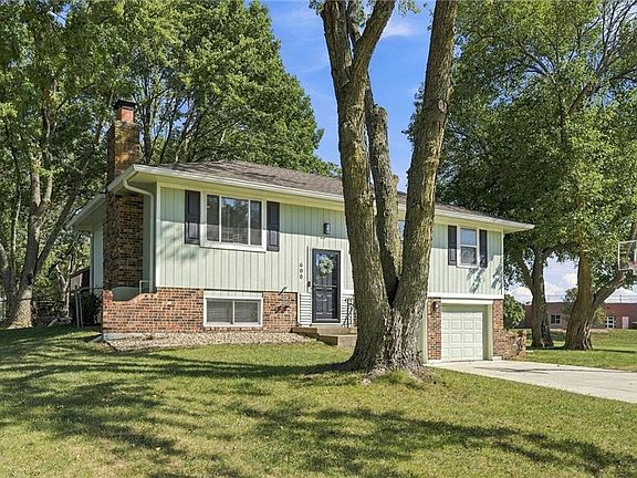 4th image of 600 SW 35th Ter