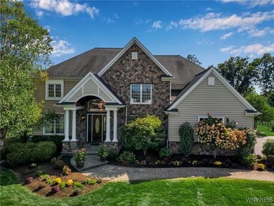 8925 Williams Ct, Clarence Center, NY, 14032