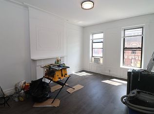 122 Bedford Ave #4FR, Brooklyn, NY 11249