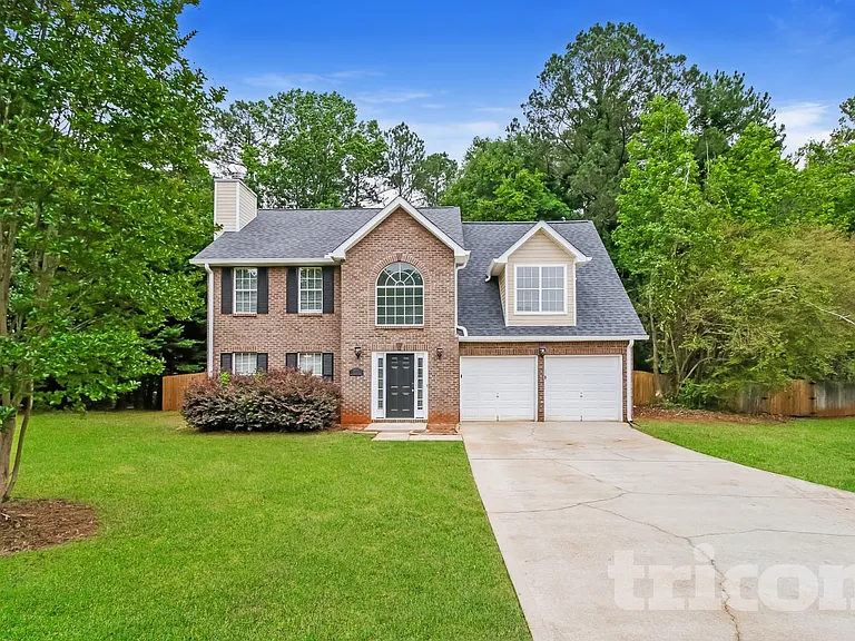 217 Metoyer Dr — Photo 1