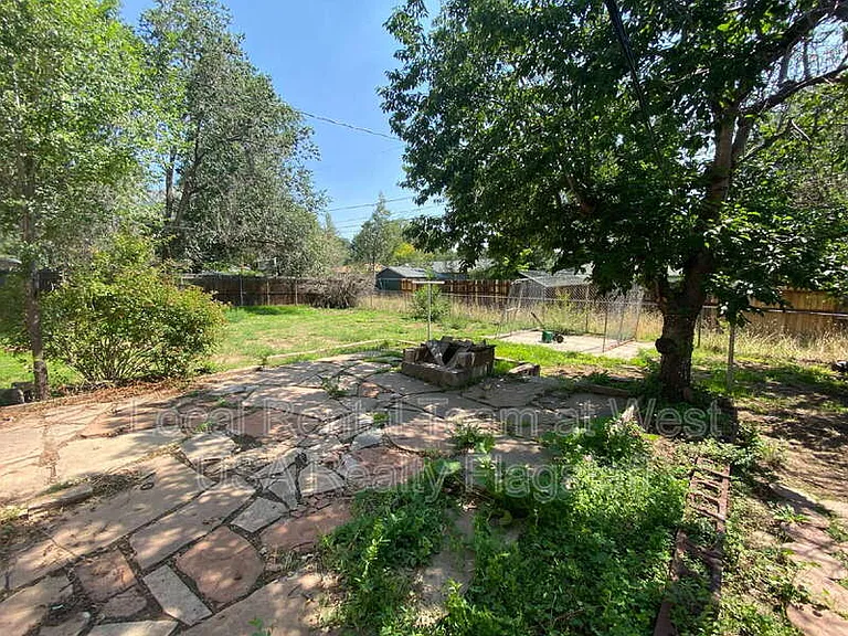 2830 N Schevene Blvd — Photo 16