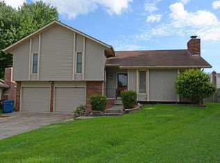 1436 W Riverside St, Springfield, MO 65807