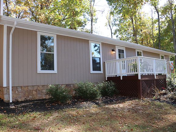 2nd image of 103 Pine Knob Cir