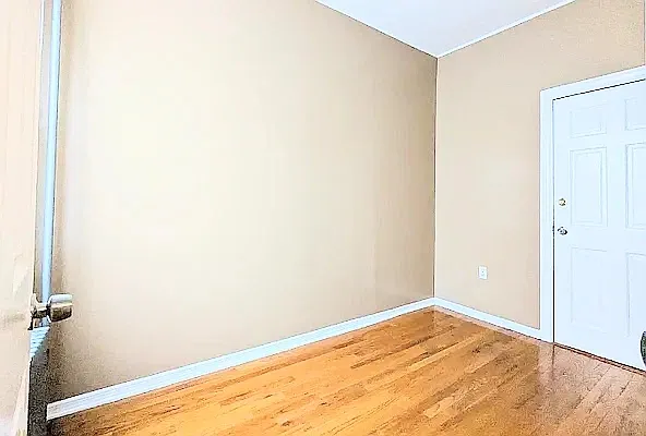 Rented by NYC REALTY GROUP 693 | media 19