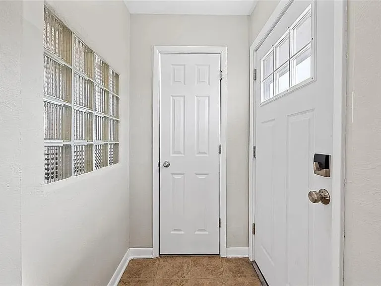 2041 Eastern Ave NE — Photo 3