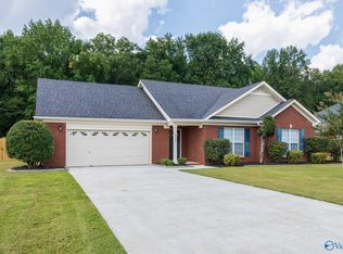 254 Morning Star Dr, Huntsville, AL 35811