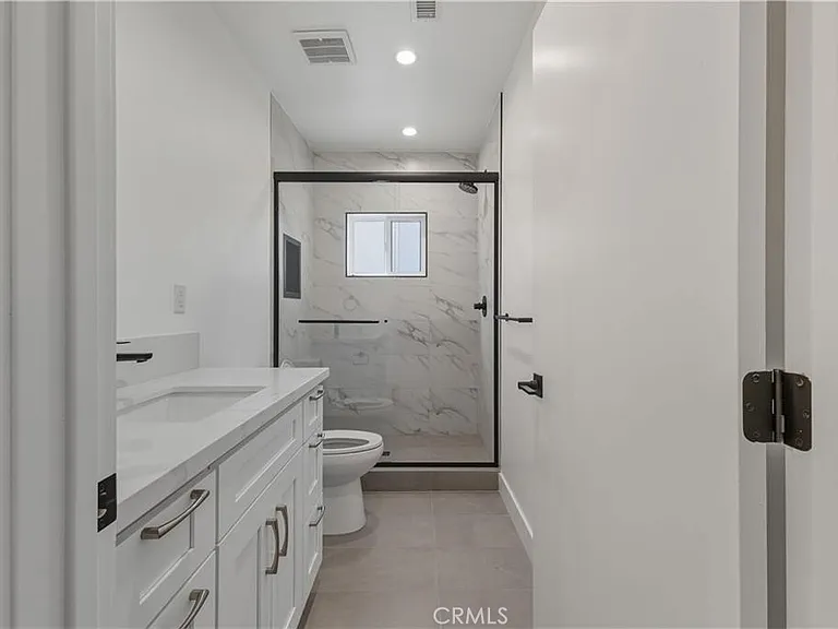 14165 Erwin St — Photo 13