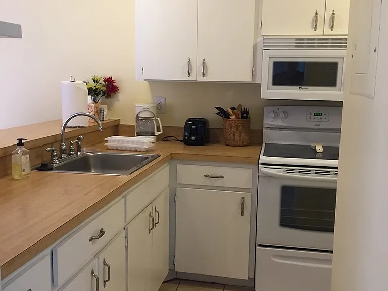 1011 Abada Ct NE #108 — Photo 7