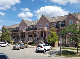 4975 Southampton Dr #207, Mississauga, ON L5M 8E5