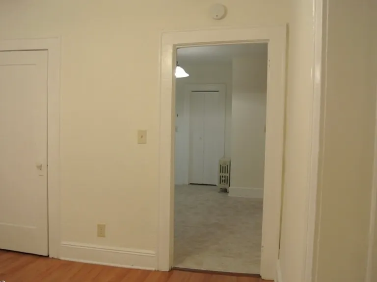 300-308 North Ave #7 — Photo 4