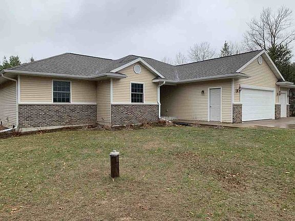 2nd image of 811 Wianecki Rd