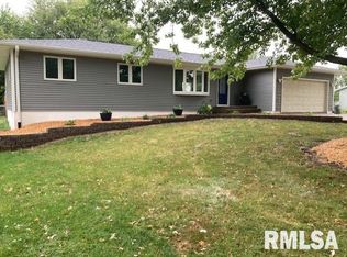 14465 Kruse Ave, Davenport, IA 52804