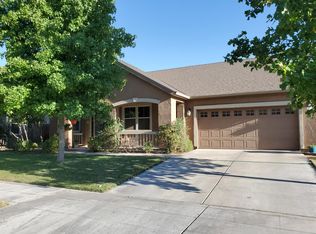 455 E Abbott Ave, Reedley, CA 93654