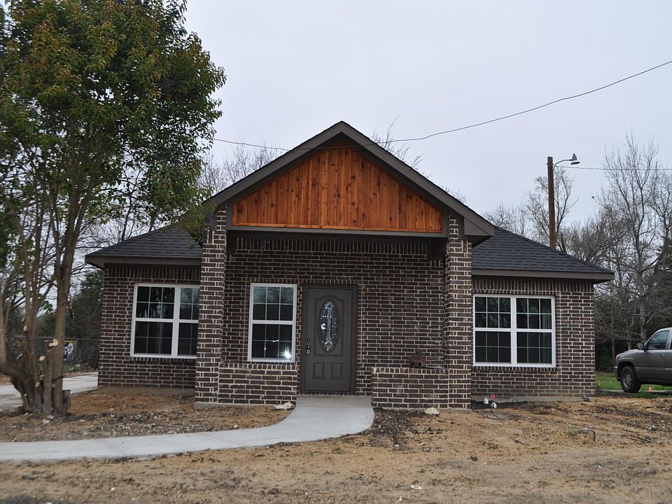 1st image of 609 Wyatt St