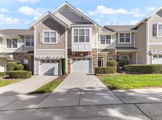 5912 Chivalry Ct, Raleigh, NC 27612