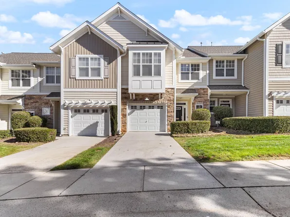 5912 Chivalry Ct, Raleigh, NC 27612