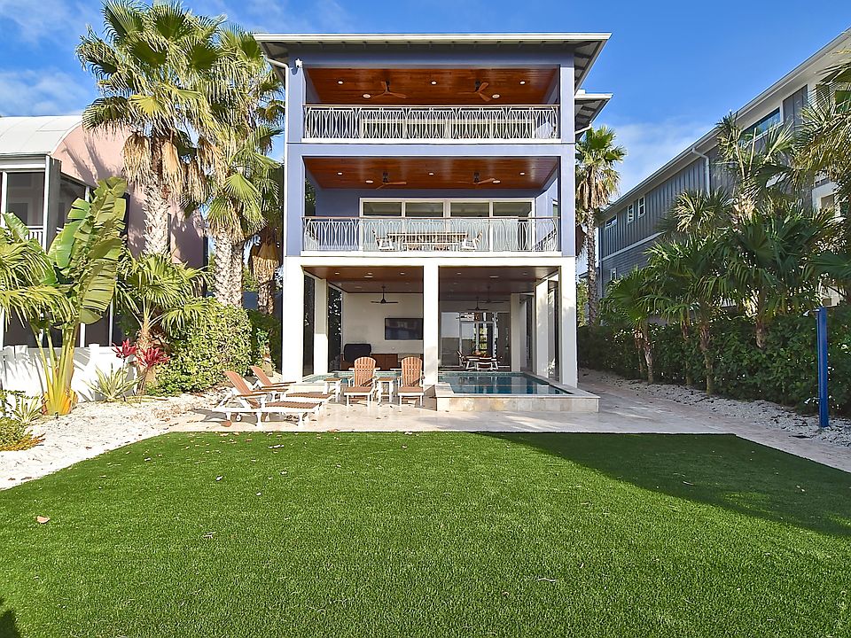 1st image of 807 N Shore Dr
