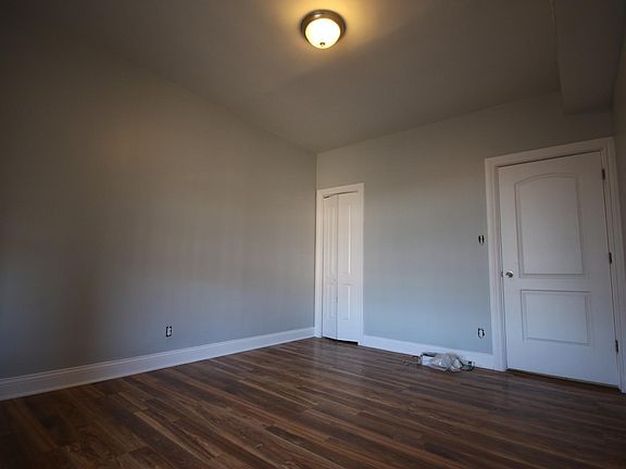 1st bedroom