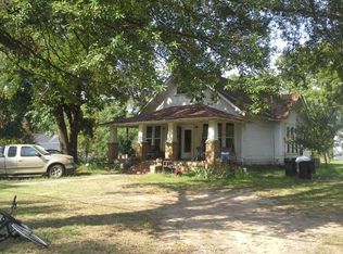 809A N Johnson St, Clarksville, AR 72830
