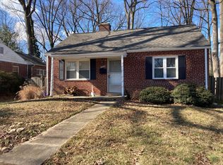 10408 Parkwood Dr, Kensington, MD 20895