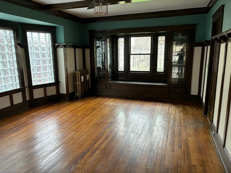 2055 W 41st St — Photo 11
