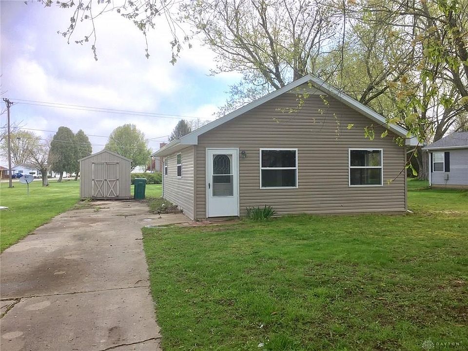 1st image of 3572 N Lake Shore Dr