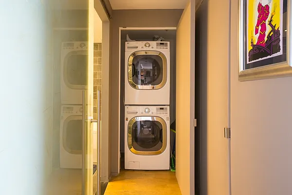 Sold by MNS | media 12