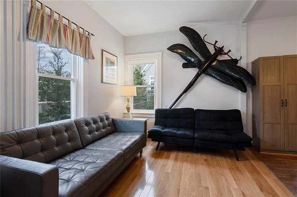 35 Brewer St — Photo 1