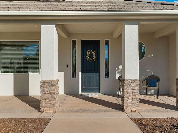 2nd image of 2552-2860 South Cir