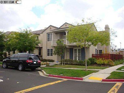 2nd image of 350 Hollister Ave