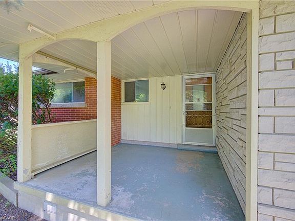 3rd image of 162 Warren Rd